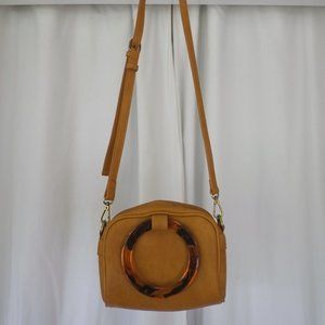 Leather Crossbody with Tortoise Handles